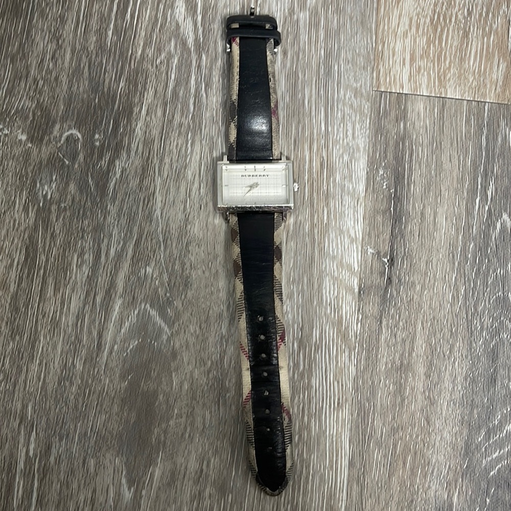 Burberry watch with Leather Band
